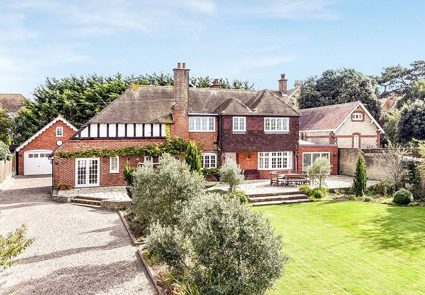 Wonderful seaside homes for sale in Weymouth